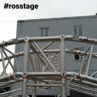 rosstage_028